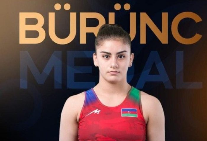 Azerbaijani wrestler secures bronze at World Championships in Bulgaria