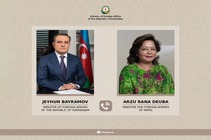 Ceyhun Bayramov Nepalın xarici işlər naziri ilə danışıb