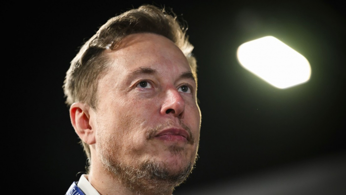 Musk le pone fin al proyecto del superordenador