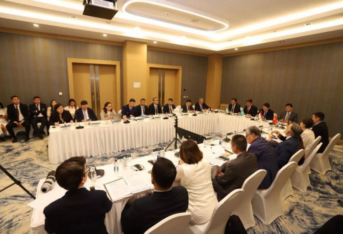 Aktauda dayanıqlı inkişafa dair yanaşmalar razılaşdırılıb
