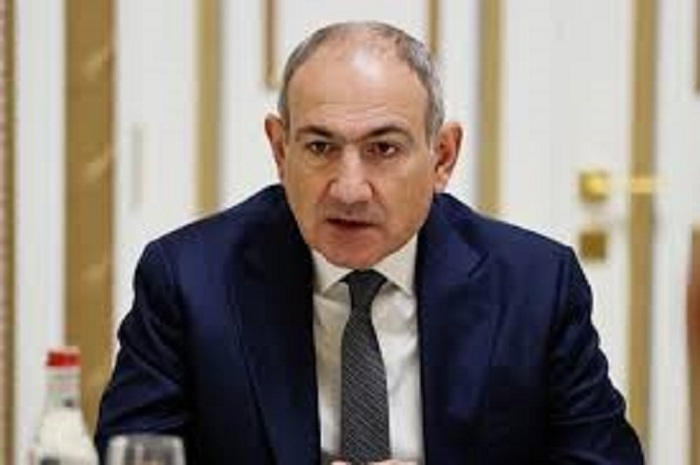       Paşinyan:    “Sülh var, amma problemlər qalır”   