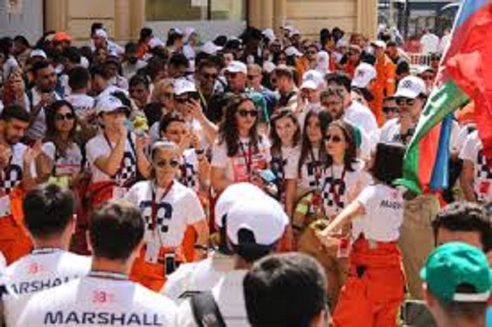 Formula 1-ə hazırlıq məqsədilə marşallar üçün növbəti təlim keçirilib