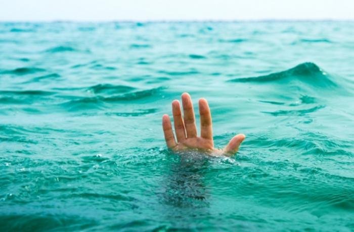 Baş Şirvan kollektorunda iki nəfər boğulub  
