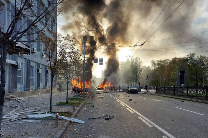   Russische Armee hat Angriffe auf die Ukraine gestartet, die Tote und Verletzte gefordert haben  
