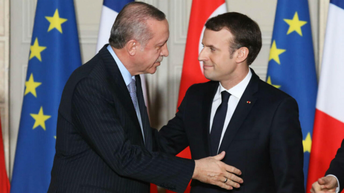    Ərdoğan Makronla danışıb   