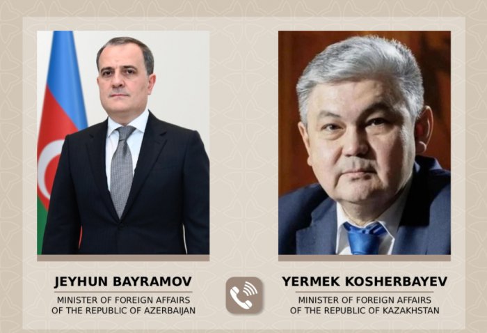   Canciller azerbaiyano felicita al nuevo ministro kazajo de Asuntos Exteriores  