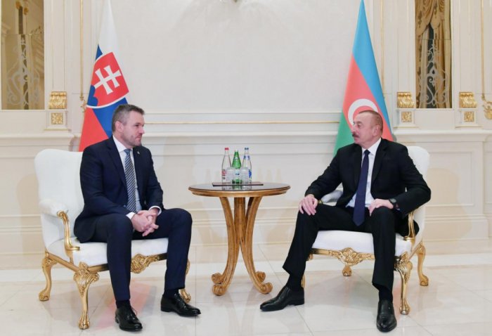    İlham Əliyev Slovakiya Prezidentinə məktub ünvanlayıb   