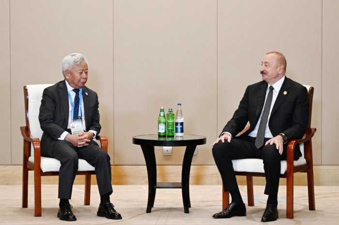    İlham Əliyev Asiya İnfrastruktur İnvestisiya Bankının prezidenti ilə görüşüb   