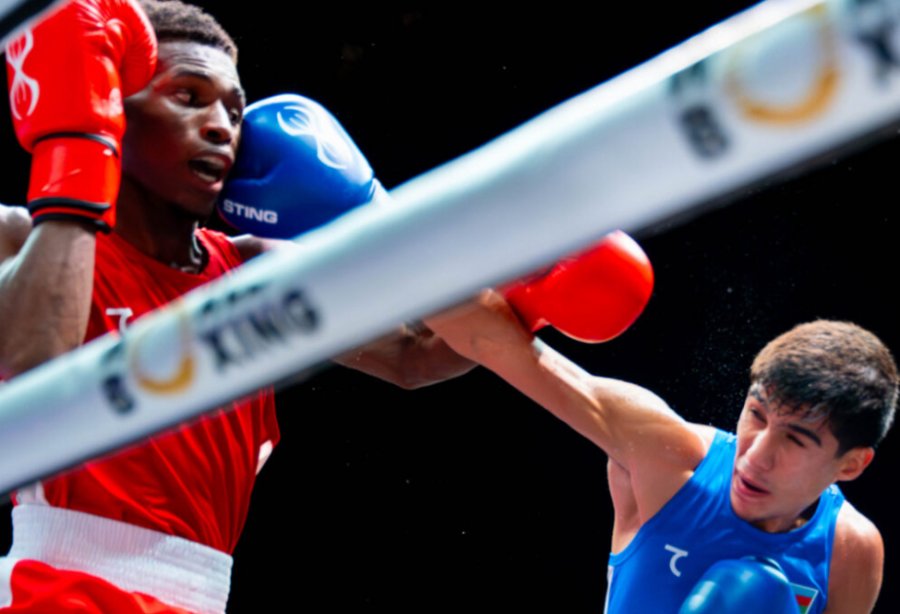 Boxeador azerbaiyano gana su primera pelea en el campeonato mundial