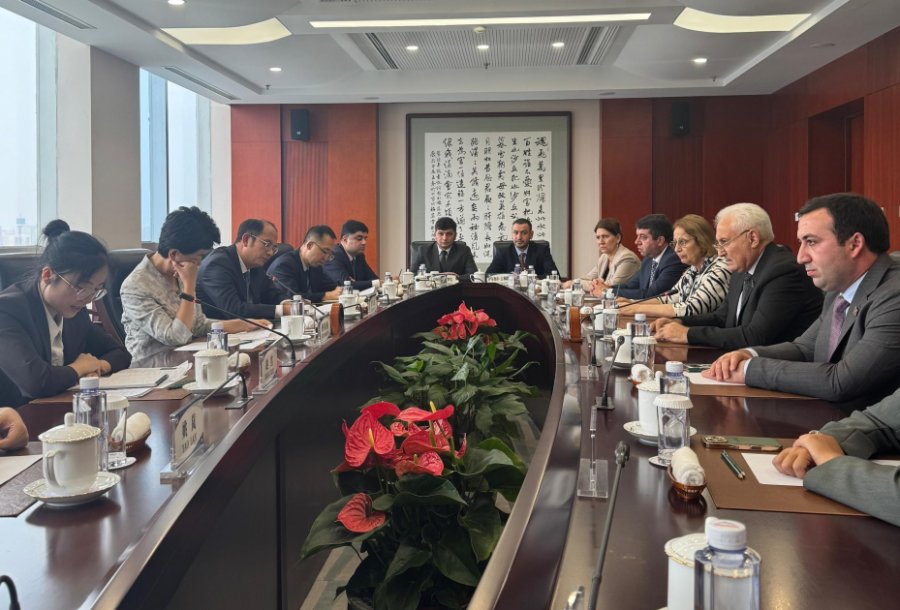 New Azerbaijan Party delegation visits China