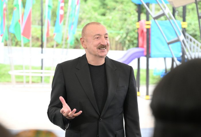       İlham Əliyev:    "Siyasi addımlarımızın mərkəzində Azərbaycan vətəndaşı dayanır"   