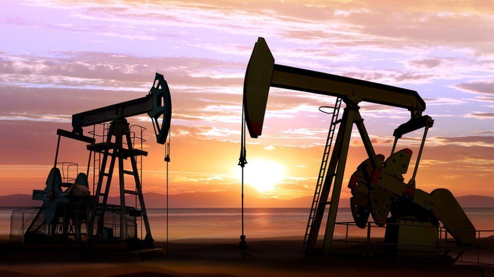 Oil prices drop ahead of US Fed decisions