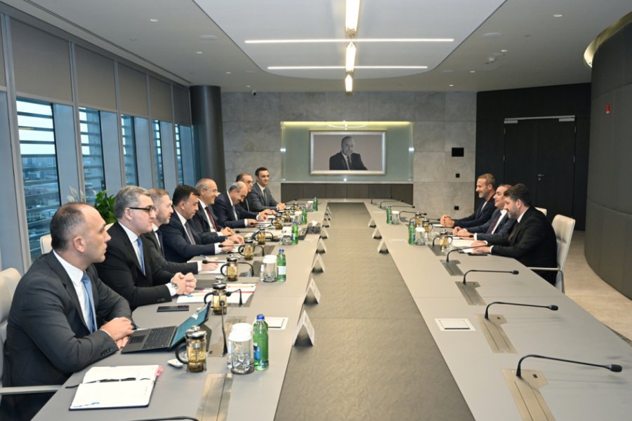 Azerbaijan, T&uuml;rkiye discuss prospects for cooperation in textile sector