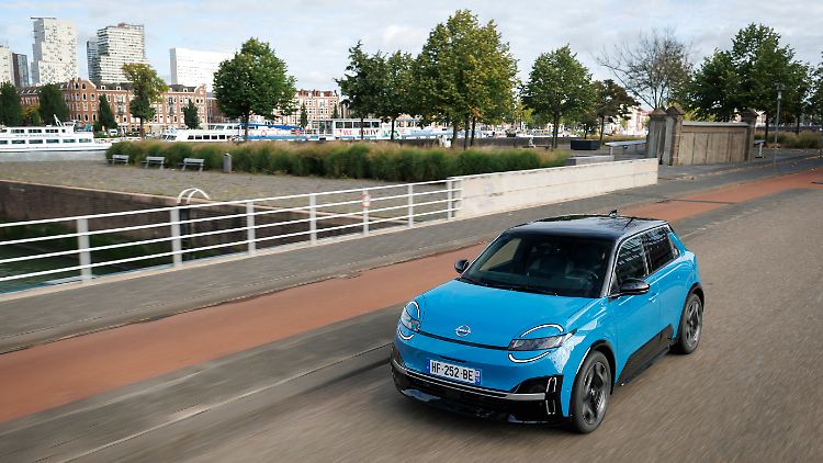   Erste Fahrt mit dem neuen Nissan Micra - charmant und leise  