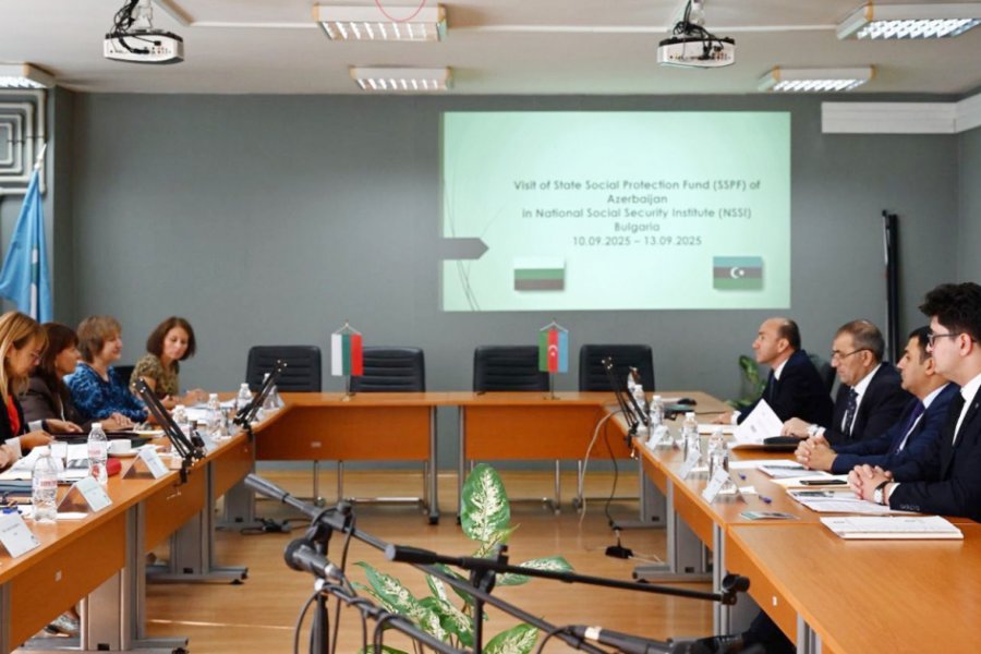 Azerbaijan and Bulgaria discuss cooperation in insurance-pension systems and social security