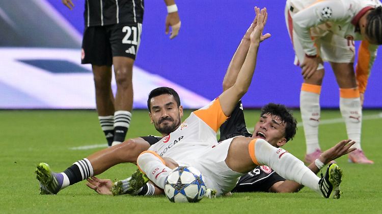   Galatasaray ist nach Desaster bedient, Trainer hadert mit Schiedsrichter  
