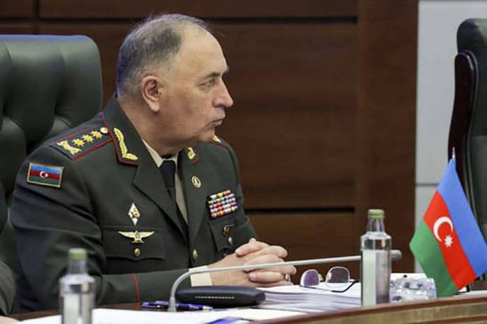   Generalstabschef der aserbaidschanischen Armee stattete Belarus einen Besuch ab  