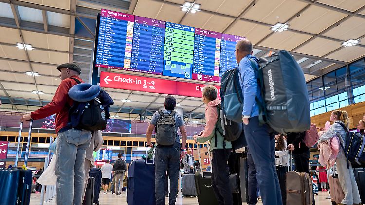   Flughafen BER nach Hackerangriff weiter im "Ausnahmemodus"  