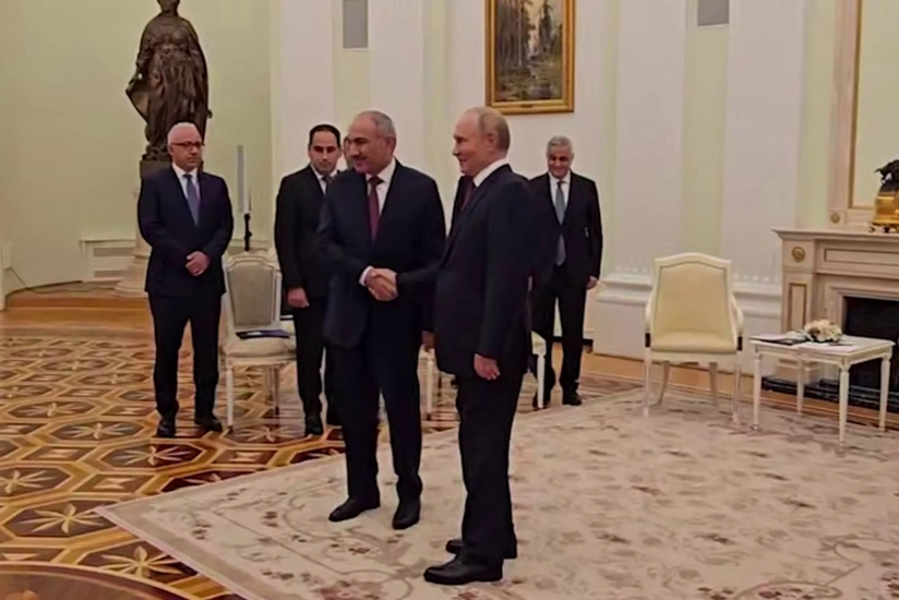   Putin traf sich mit Paschinjan  