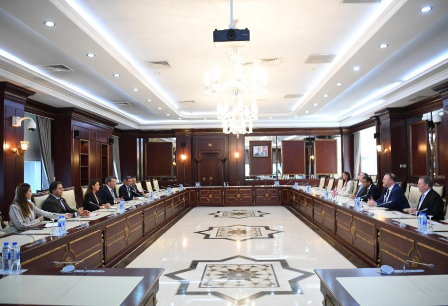 Interparliamentary cooperation discussed with UK delegation at Milli Majlis