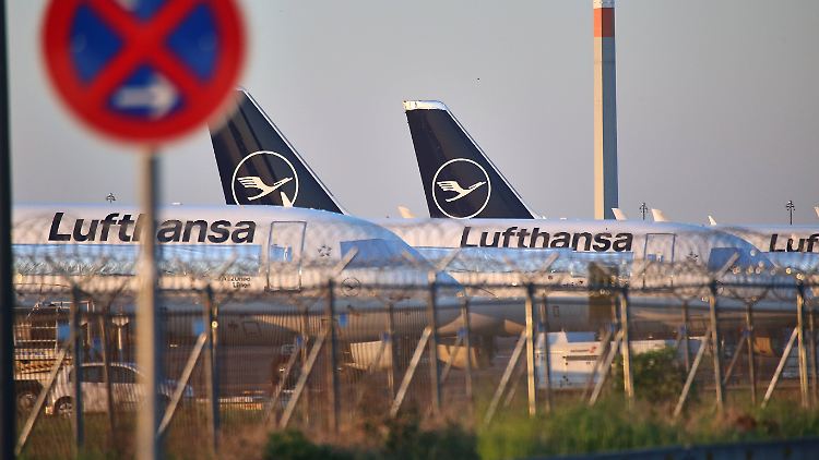   Lufthansa plant offenbar Abbau Tausender Stellen  