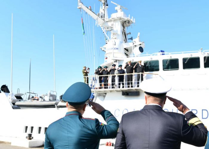 Rusiyanın sərhəd gözətçi gəmisi Bakı limanına gəlib  I FOTO 