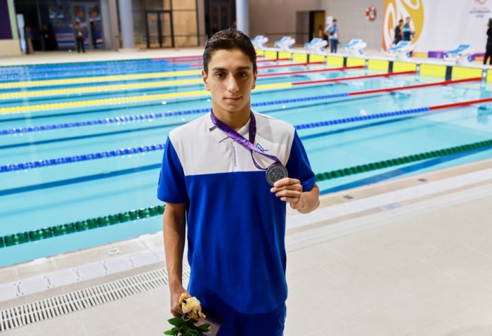 Azerbaijani swimmer shines at CIS Games, securing 2nd spot