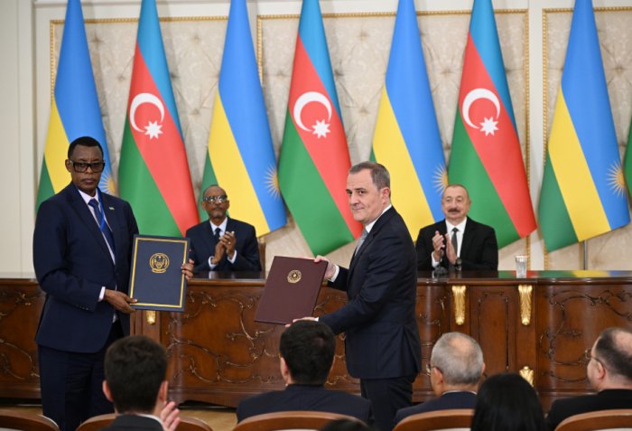 Documents signed between Azerbaijan and Rwanda exchanged, Presidents made press statements