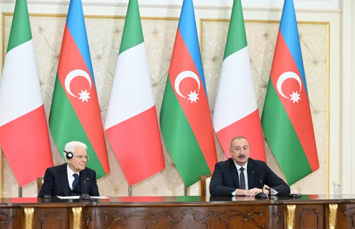 Presidents of Azerbaijan and Italy delivered press statements