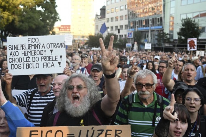 Slovakiyada etiraz aksiyası keçirilib