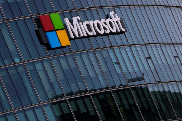 Microsoft annonce investir 30 milliards de dollars au Royaume-Uni