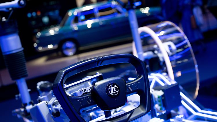   Autozulieferer ZF verkauft Antriebssparte nicht  