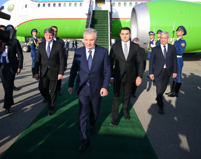       Özbəkistan Prezidenti Azərbaycanda səfərdədir   -    FOTOLAR      