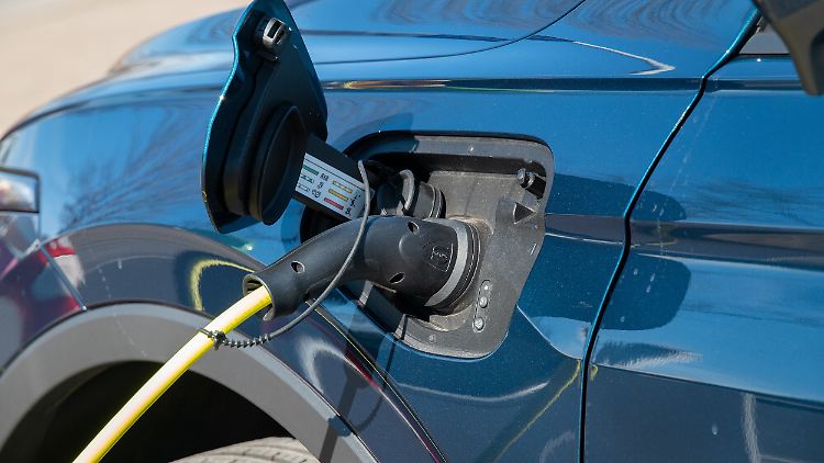  So dreckig sind Plug-in-Hybridfahrzeuge wirklich  
