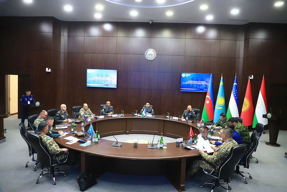   Azerbaijan, Uzbekistan strengthen military education ties  