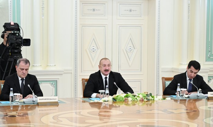       İlham Əliyev:    Qazaxıstan inkişaf yolu ilə inamla irəliləyir   
