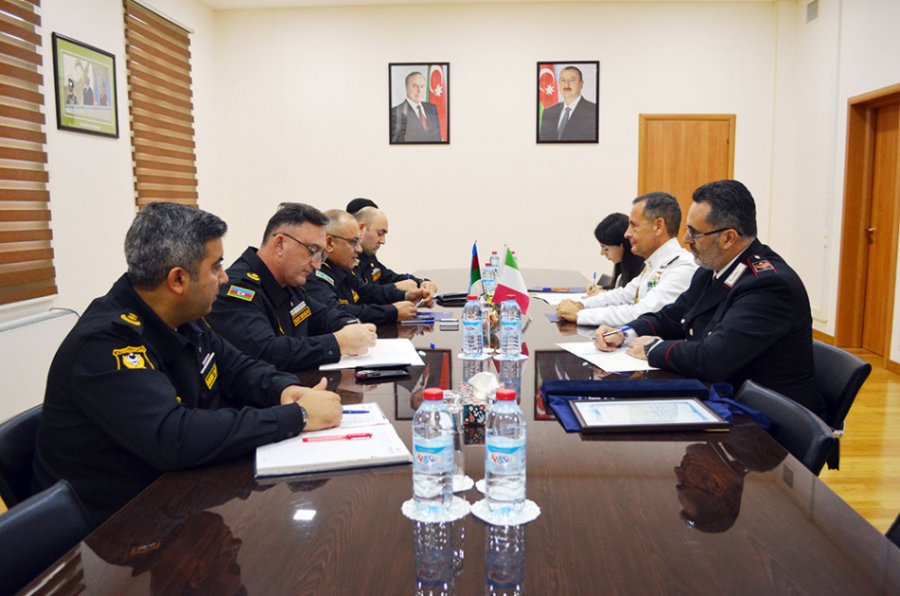 Azerbaijani Officer Awarded the "Students