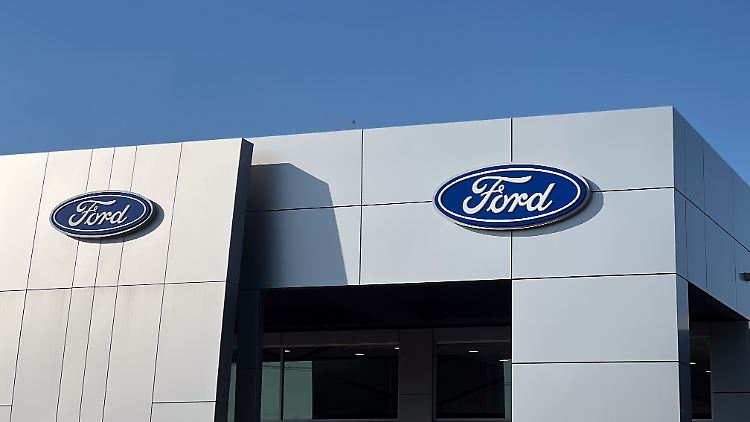   Brand bei Zulieferer bremst Ford aus  