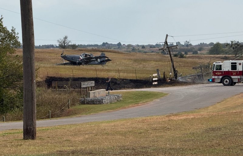 US Air Force plane crashes in Oklahoma City