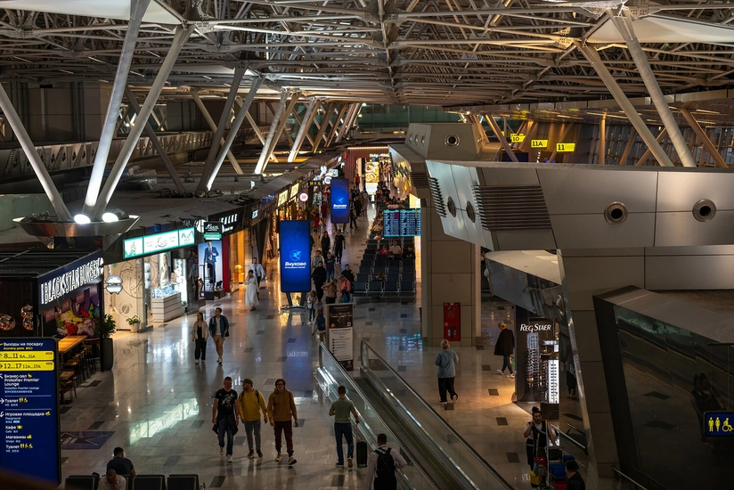 Flights suspended at six Russian airports