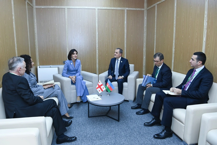  Azerbaijani, Uzbek FMs meet in Samarkand 