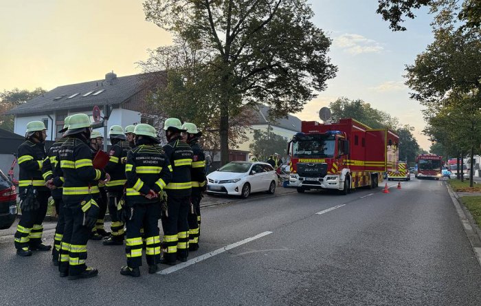 At least one dead in Munich shooting, blasts
