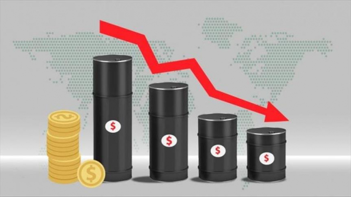 Azerbaijani oil price declines in global markets