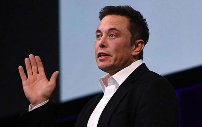 Mask “Tesla”nı tərk edə bilər  
