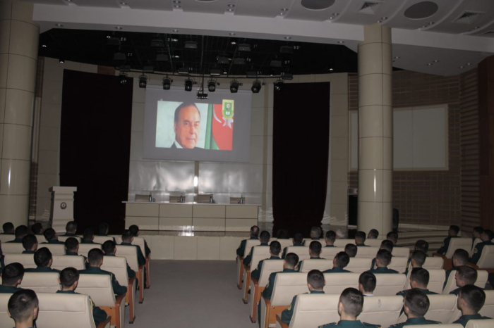 “Konstitusiya və Suverenlik İli” çərçivəsində elmi konfrans keçirilib