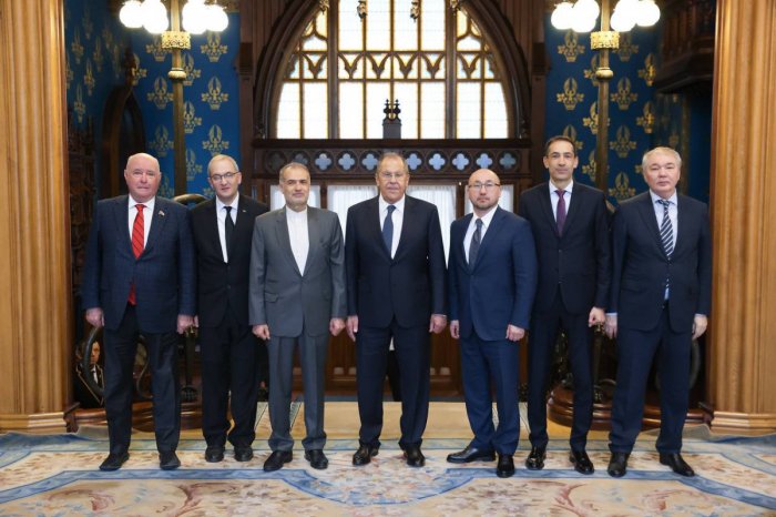 Lavrov Xəzəryanı ölkələrin səfirləri ilə görüşüb  
