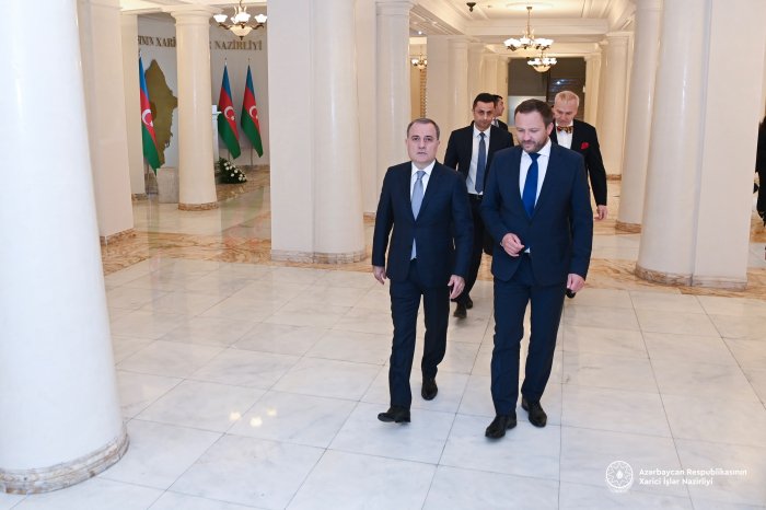 Ceyhun Bayramov estoniyalı həmkarı ilə görüşüb |    FOTO   