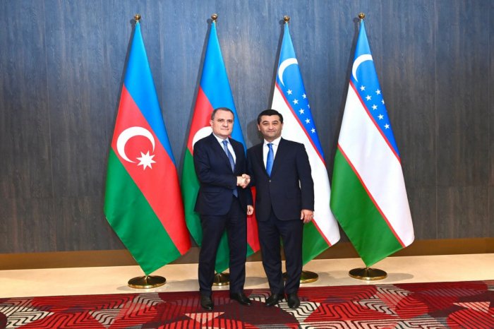 Azərbaycan və Özbəkistan XİN rəhbərləri görüşüb  
