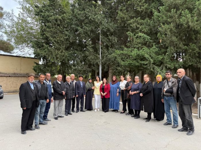    Deputat Hacı Zeynalabdin qəsəbəsinin sakinləri ilə görüşdü    - FOTOLAR     