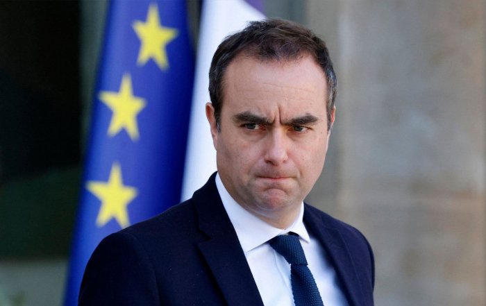   Fransanın Baş naziri istefa verib   